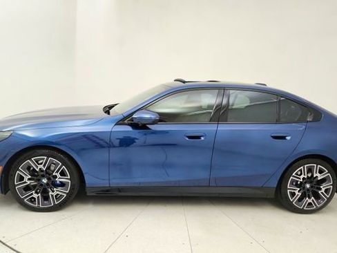 Used 2026 BMW 530i image 3