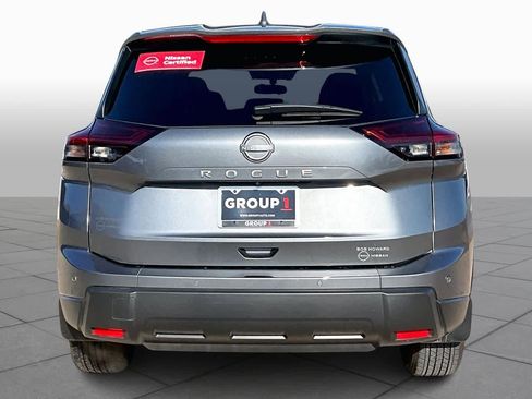 Certified 2025 Nissan Rogue S image 5