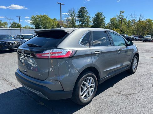 Used 2024 Ford Edge SEL AWD/4WD image 5