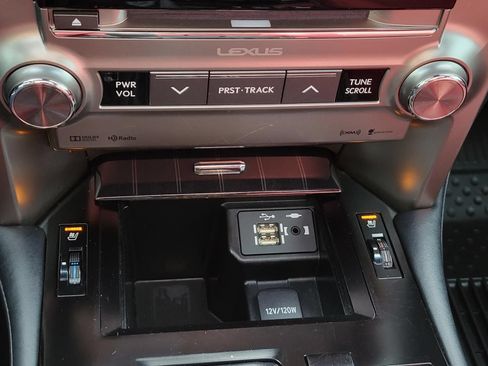 Used 2021 Lexus GX 460 Premium w/ Premium Package AWD/4WD image 22