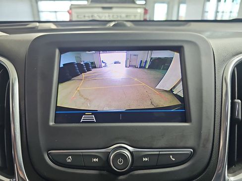 Used 2020 Chevrolet Equinox LT w/ Driver Convenience Package FWD image 29