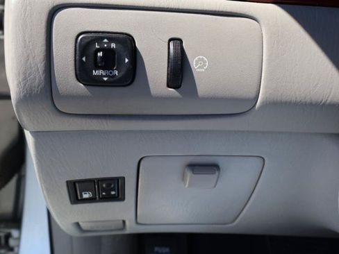 Used 2003 Lexus ES 330 FWD image 17