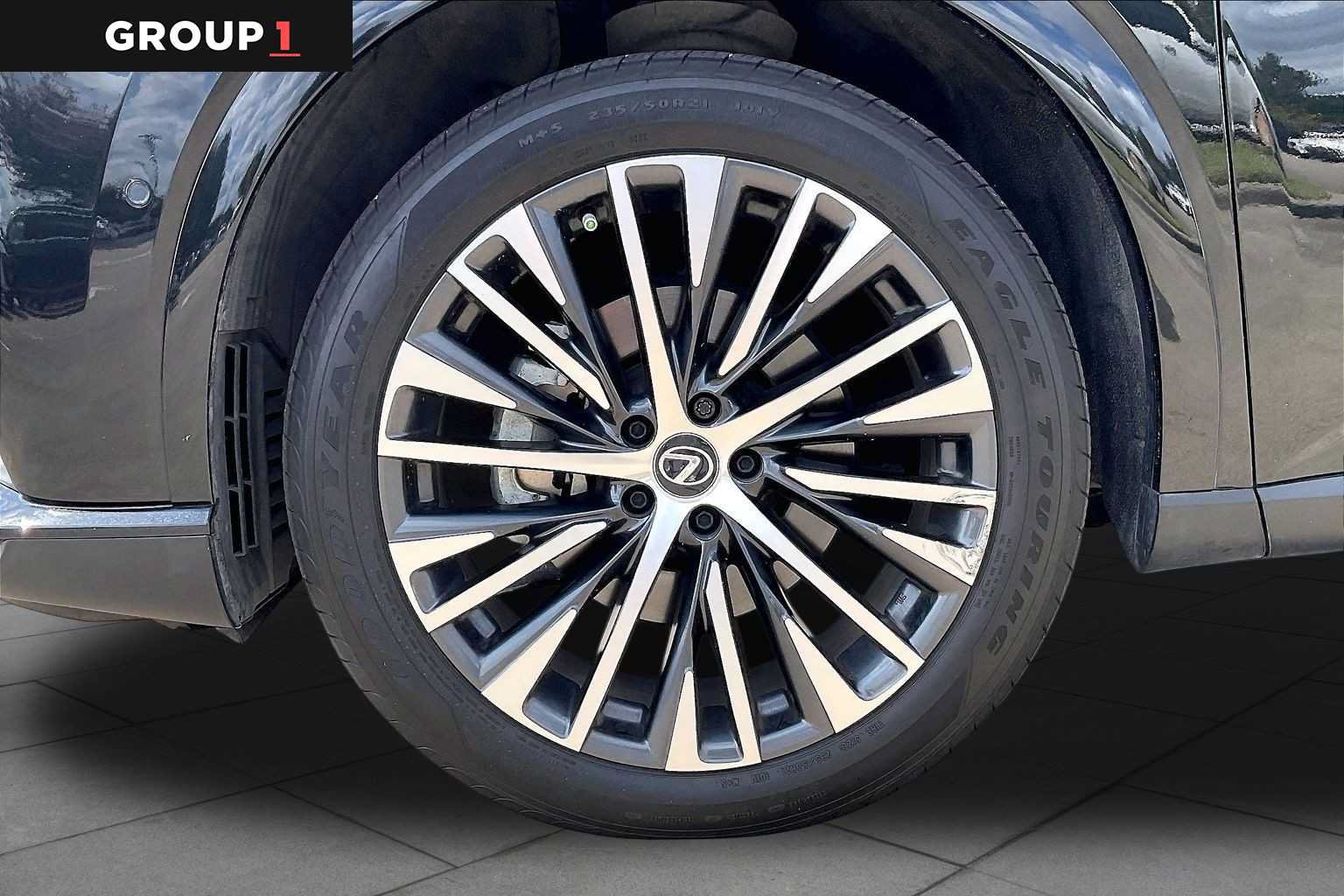 Used 2024 Lexus RX 350 Premium Plus w/ Convenience Package FWD image 9