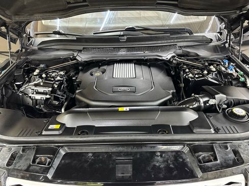 Used 2016 Land Rover Range Rover Sport HSE image 42