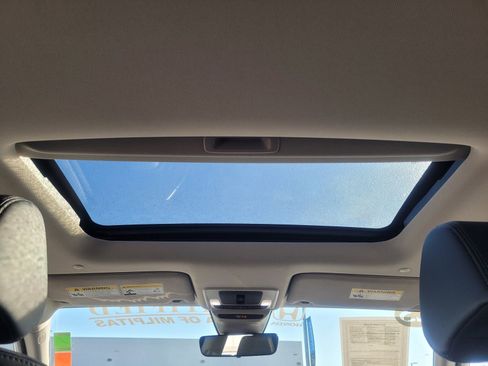 Certified 2023 Honda HR-V EX-L image 10