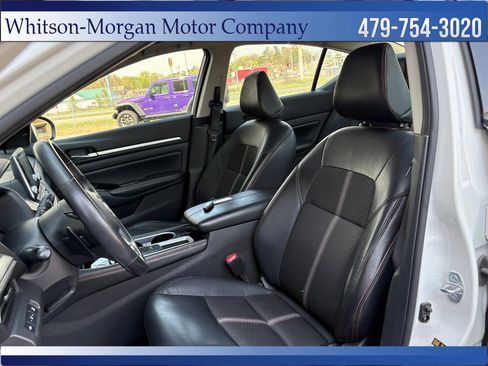 Used 2024 Nissan Altima 2.5 SR image 9