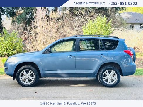 Used 2011 Toyota RAV4 4WD w/ Upgrade Value Pkg image 2