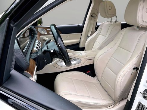 Used 2022 Mercedes-Benz GLS 450 4MATIC image 22