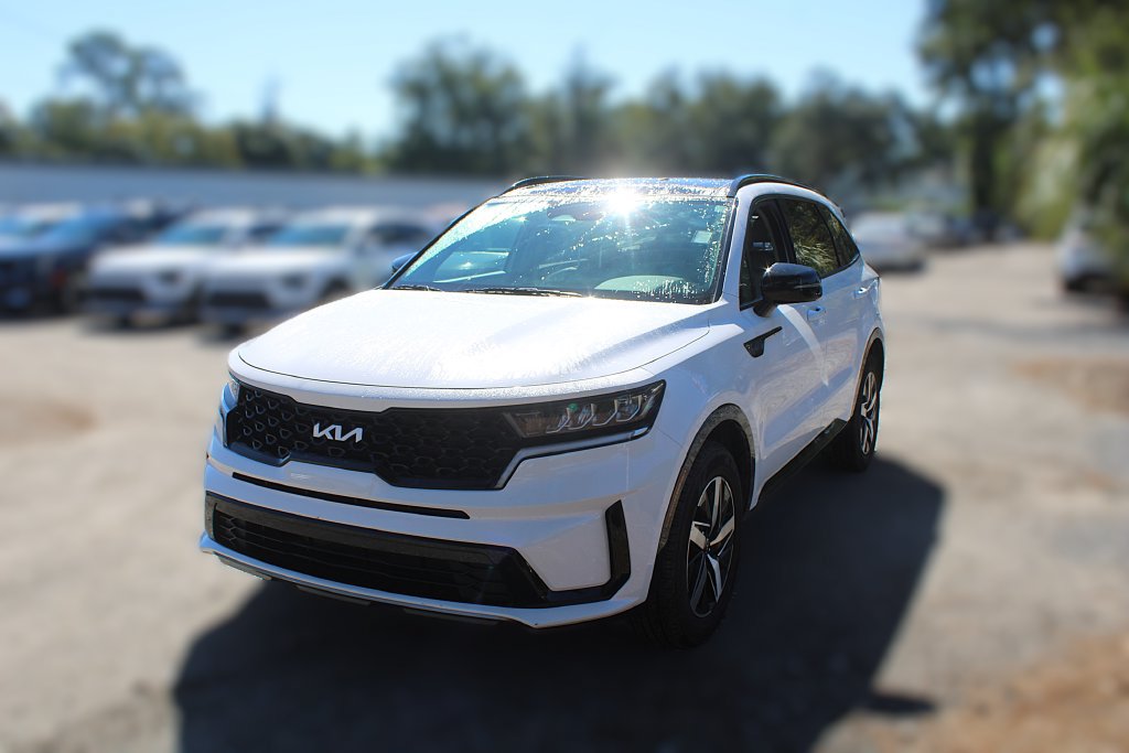 Certified 2023 Kia Sorento S w/ Panoramic Sunroof Package FWD image 15