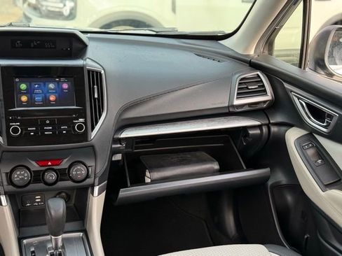 Used 2022 Subaru Forester Premium AWD/4WD image 28