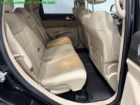 Used 2021 Jeep Grand Cherokee Laredo AWD/4WD image 10