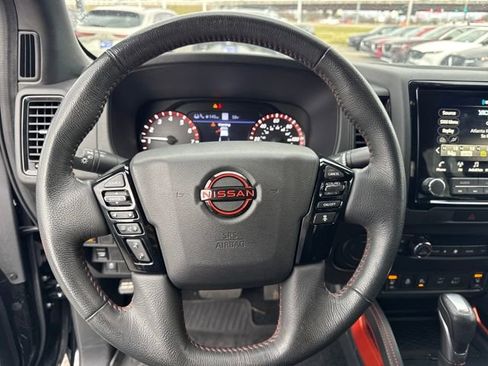 Used 2022 Nissan Frontier Pro-X image 16