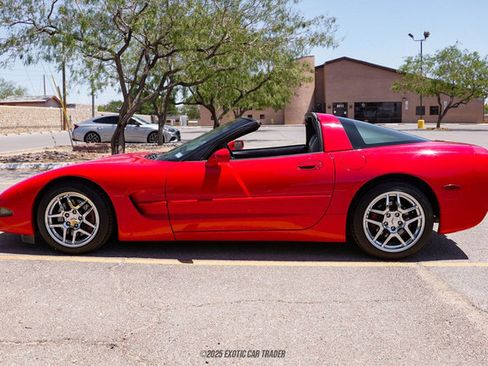 Used 1999 Chevrolet Corvette Coupe w/ Memory Pkg image 3