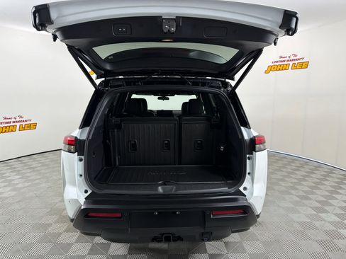 New 2026 Nissan Pathfinder Rock Creek w/ Rock Creek Premium Package AWD/4WD image 5
