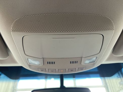 Used 2016 Ford Edge Titanium w/ Technology Package image 21