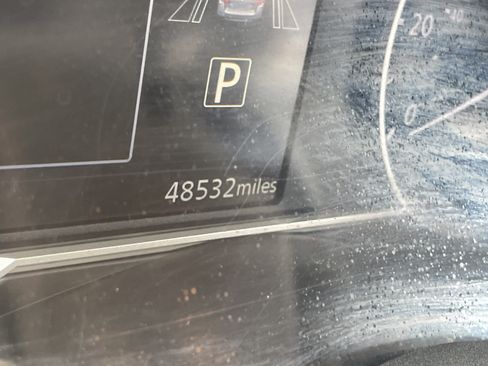 Used 2025 Nissan Versa SV FWD image 21
