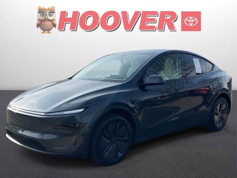 Used 2026 Tesla Model Y 2WD image 6
