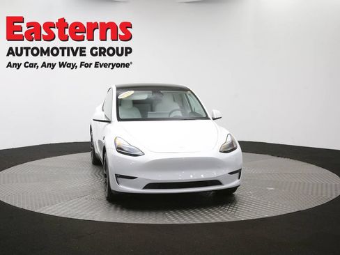 Used 2022 Tesla Model Y Long Range AWD/4WD image 47