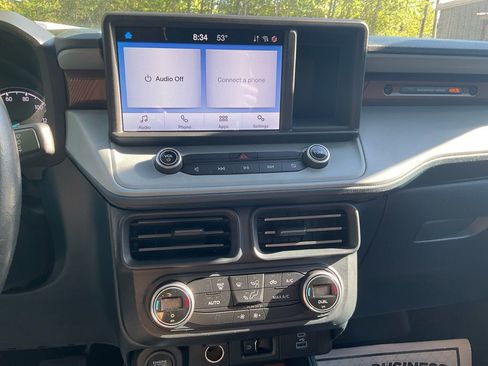 Used 2022 Ford Maverick Lariat image 23