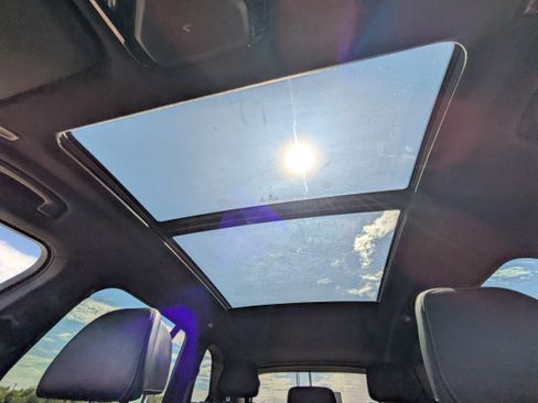 Used 2022 BMW X5 xDrive45e w/ Climate Comfort Package image 28