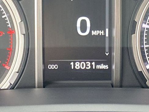 Used 2023 Toyota 4Runner TRD Sport image 8