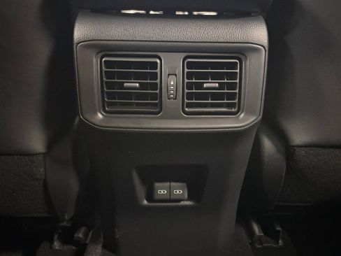 Used 2023 Toyota RAV4 Limited AWD/4WD image 40