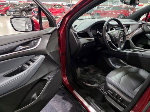 Certified 2023 Buick Enclave Essence image 10