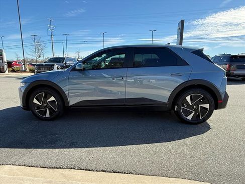 New 2026 Hyundai Ioniq 5 SEL image 6