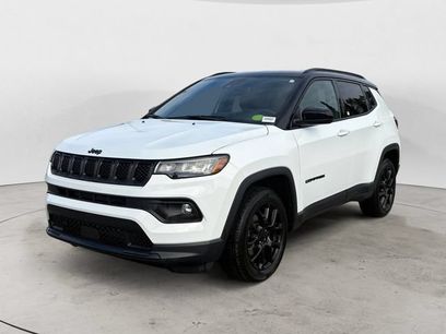Used 2024 Jeep Compass Latitude w/ Sun and Sound Group