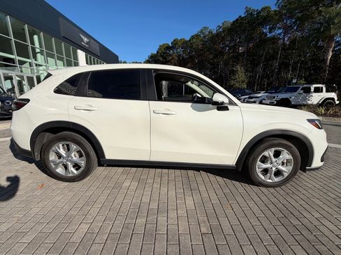 Used 2024 Honda HR-V LX image 5