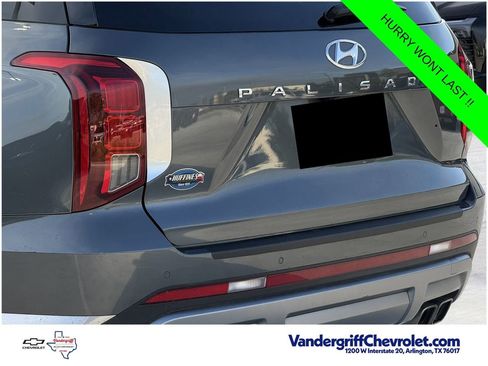 Used 2024 Hyundai Palisade SEL FWD image 6