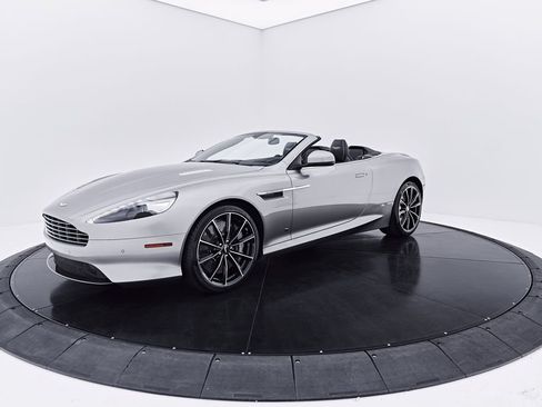Used 2016 Aston Martin DB9 GT RWD image 23