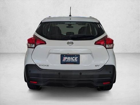 Used 2020 Nissan Kicks SV FWD image 7