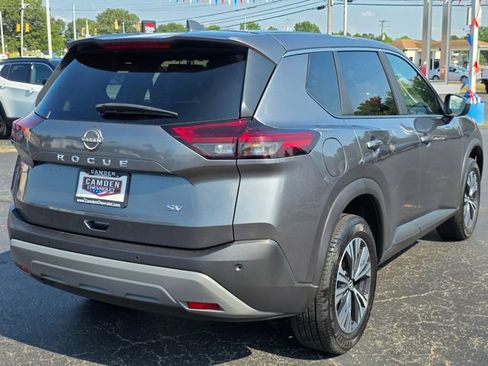 Used 2023 Nissan Rogue SV FWD image 13