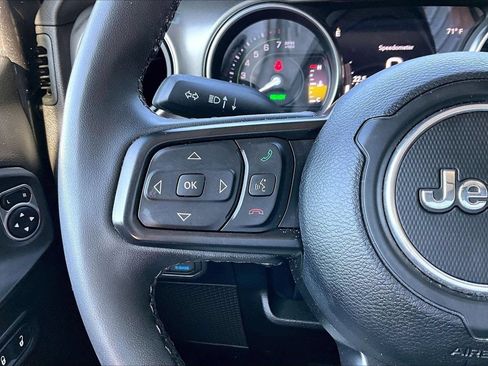 Certified 2023 Jeep Wrangler Unlimited w/ Cold Weather Group AWD/4WD image 27