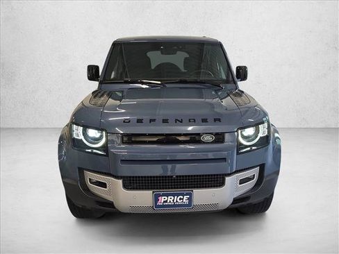 Used 2025 Land Rover Defender 110 S AWD/4WD image 2