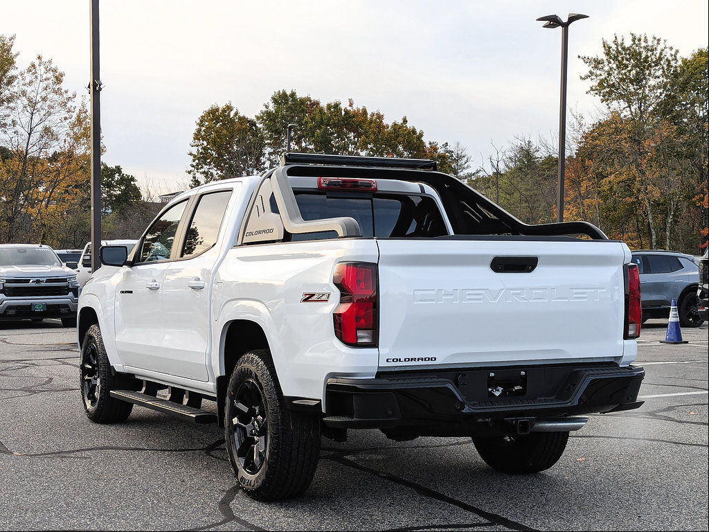 New 2026 Chevrolet Colorado Z71 w/ Midnight Edition AWD/4WD image 6