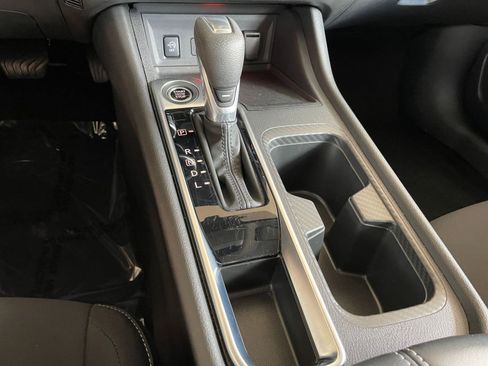 Used 2025 Nissan Sentra SV image 39