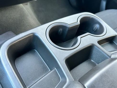 Used 2023 Chevrolet Silverado 1500 Custom image 24