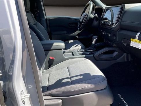 New 2026 Nissan Frontier SV w/ Tow Package AWD/4WD image 11