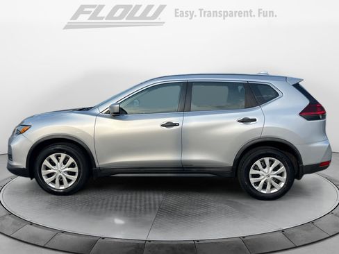Used 2018 Nissan Rogue S FWD image 5