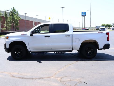Used 2020 Chevrolet Silverado 1500 Custom Trail Boss AWD/4WD image 28