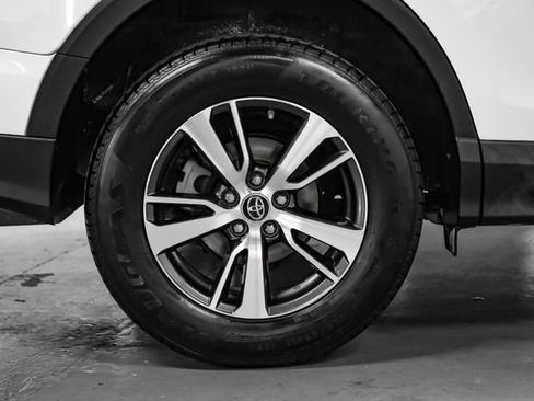 Used 2018 Toyota RAV4 XLE w/ Plus Extra Value Package image 51