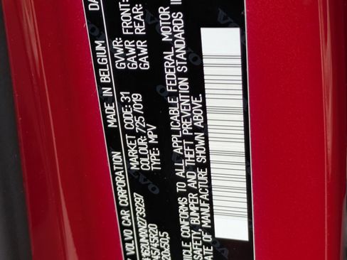 Used 2022 Volvo XC40 T5 R-Design w/ Advanced Package image 33