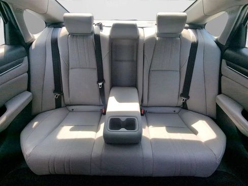 Used 2019 Honda Accord EX-L image 12