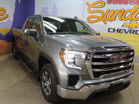Used 2021 GMC Sierra 1500 SLE w/ LPO, GMC Protection Package AWD/4WD image 2