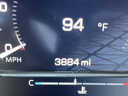 New 2025 GMC Sierra 1500 Elevation image 23