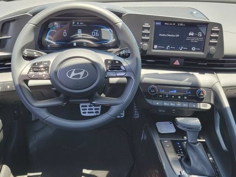 New 2026 Hyundai Elantra SEL Sport FWD image 6