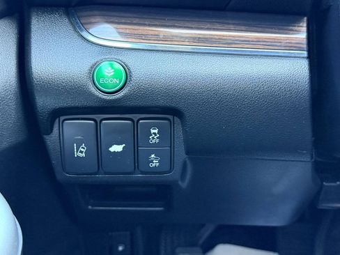 Used 2016 Honda CR-V Touring image 31
