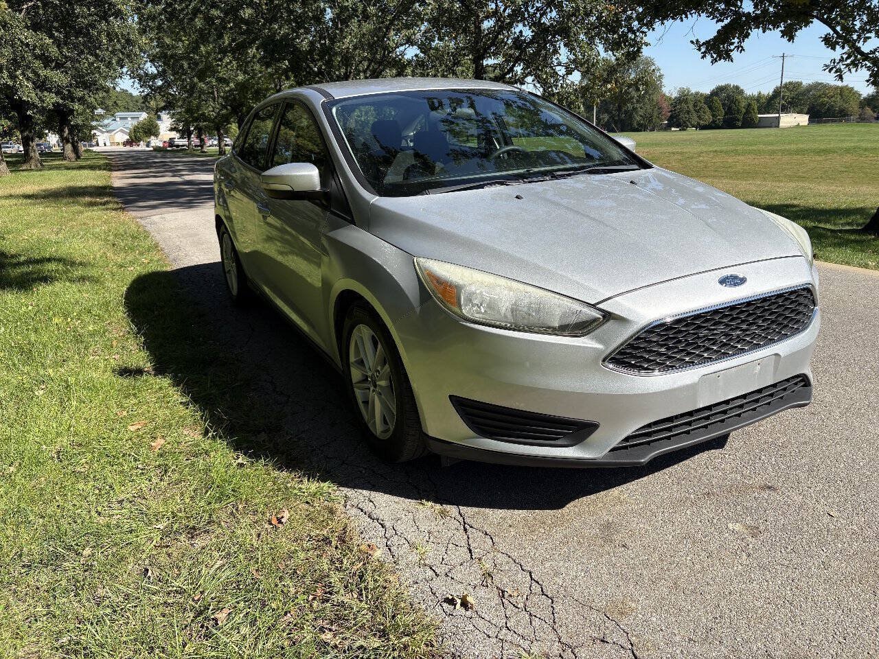 Used 2015 Ford Focus SE FWD image 14